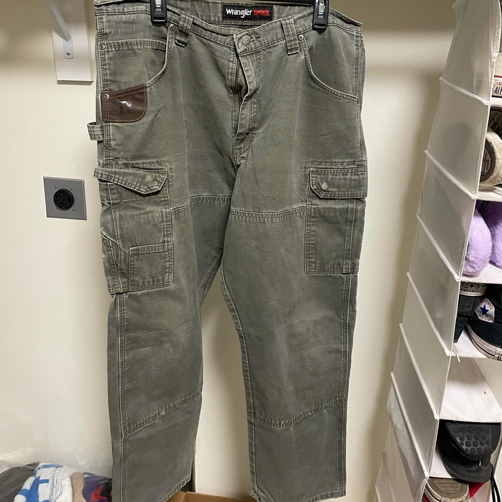 38x32 wrangler Riggs double knee